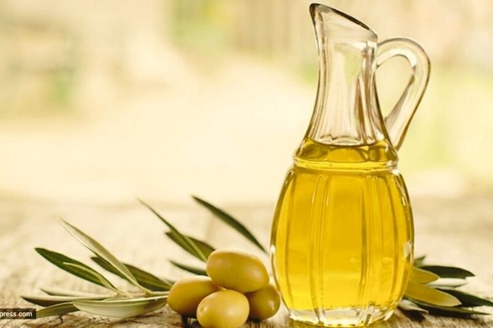 So Healthy! That Is Why We Should Eat More Olive Oil